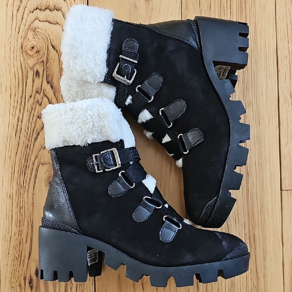 Schutz Aretuza Women's Black Shearling-Lined Boots 7.5B New w/o box